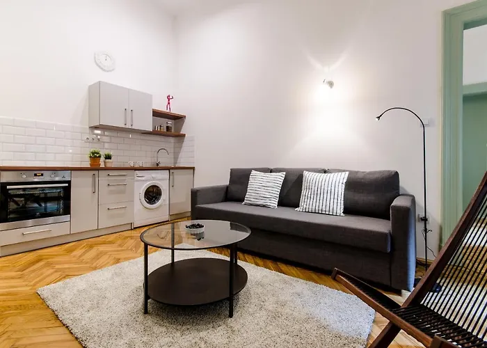B63 2 Bedroom In Heart Of Budapest