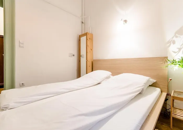 B63 2 Bedroom In Heart Of * Budapest