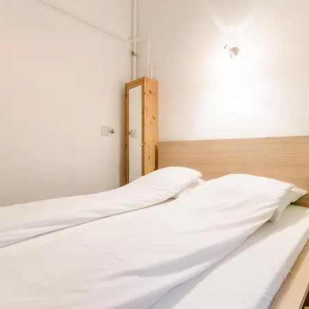 B63 2 Bedroom In Heart Of * Будапешт